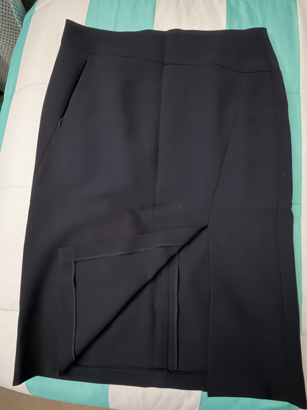 Akris Punto Navy Blue Pencil Skirt with Front Slit